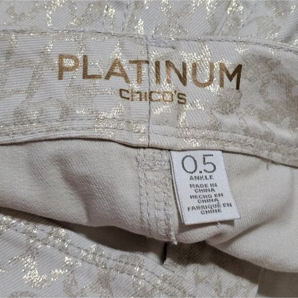 Chico's Platinum Gold Geometric Print Stretch Straight High Waist Jeans Size 6 - Picture 15 of 16